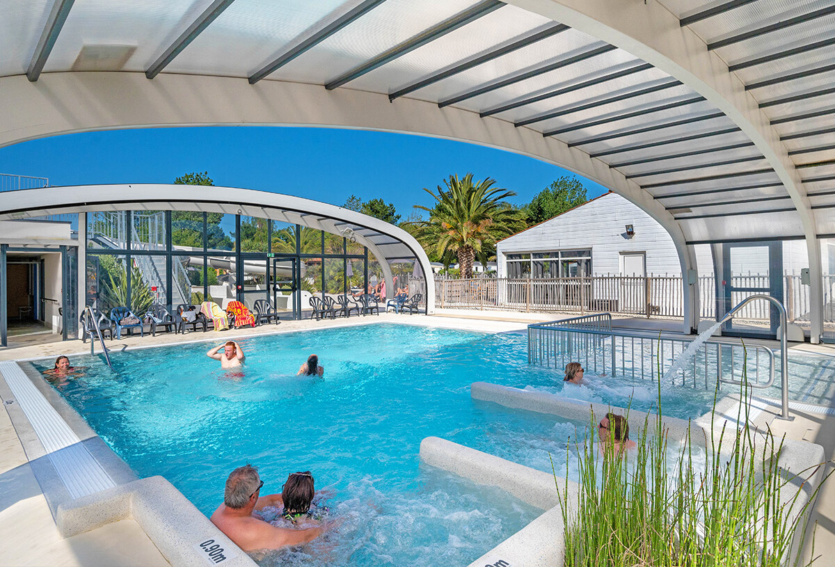 slider-piscine_couverte_cdo-40116326.jpg