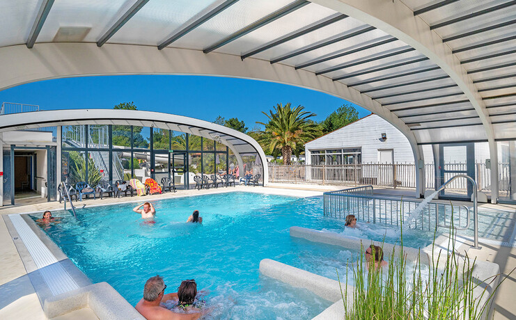 slider-piscine_couverte_cdo-40116326.jpg